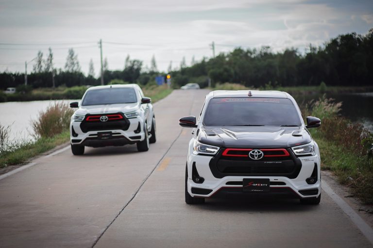 Toyota Revo  Z-EDition SPORT 1 & Revo Prerunner S1