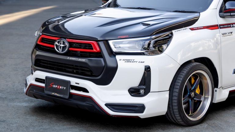 ชุดแต่ง Revo Sport 1