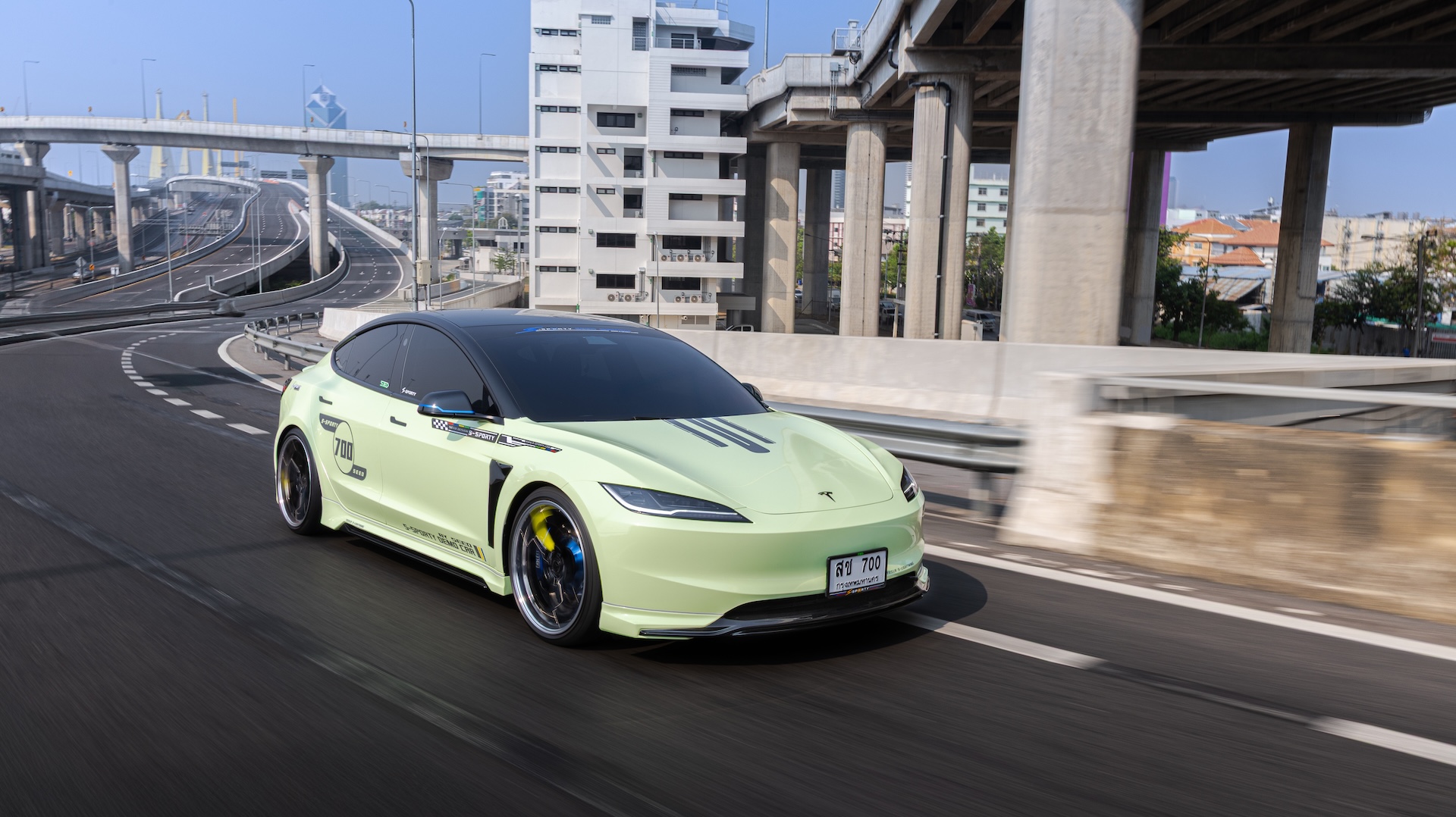 Tesla model 3-1