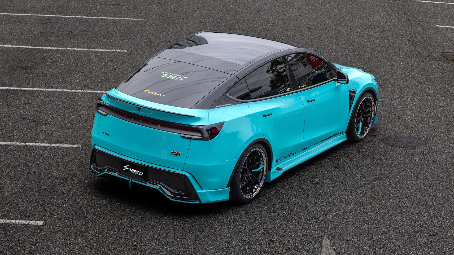 Tesla ModelY - 10