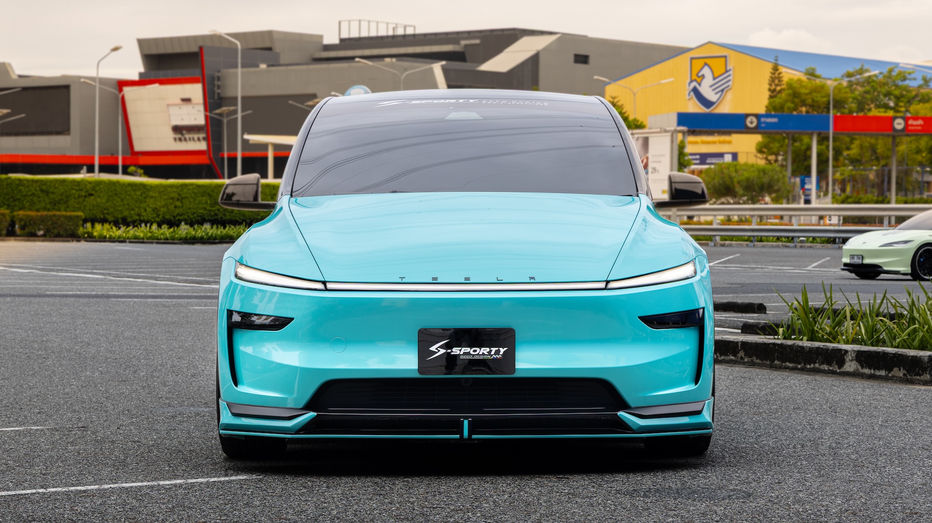 Tesla ModelY - 17