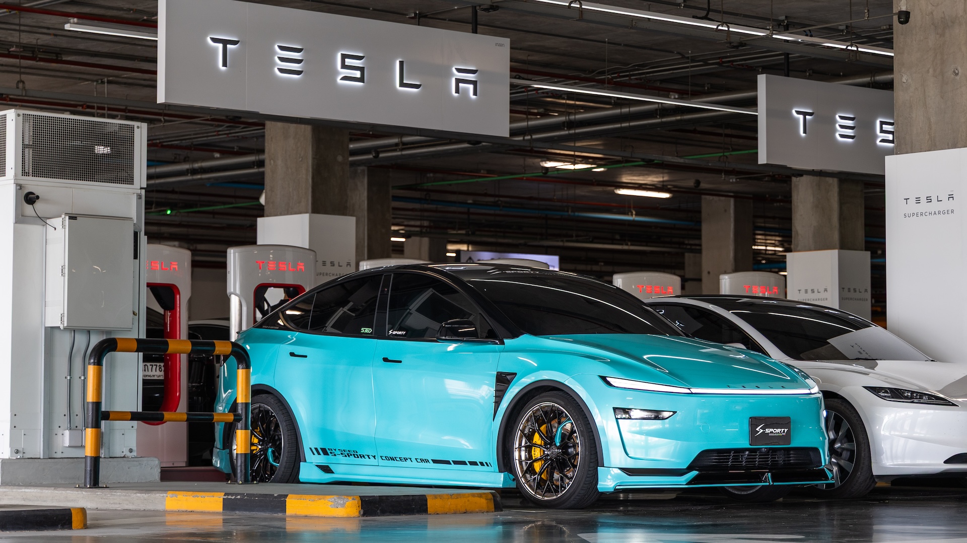 Tesla ModelY - 22