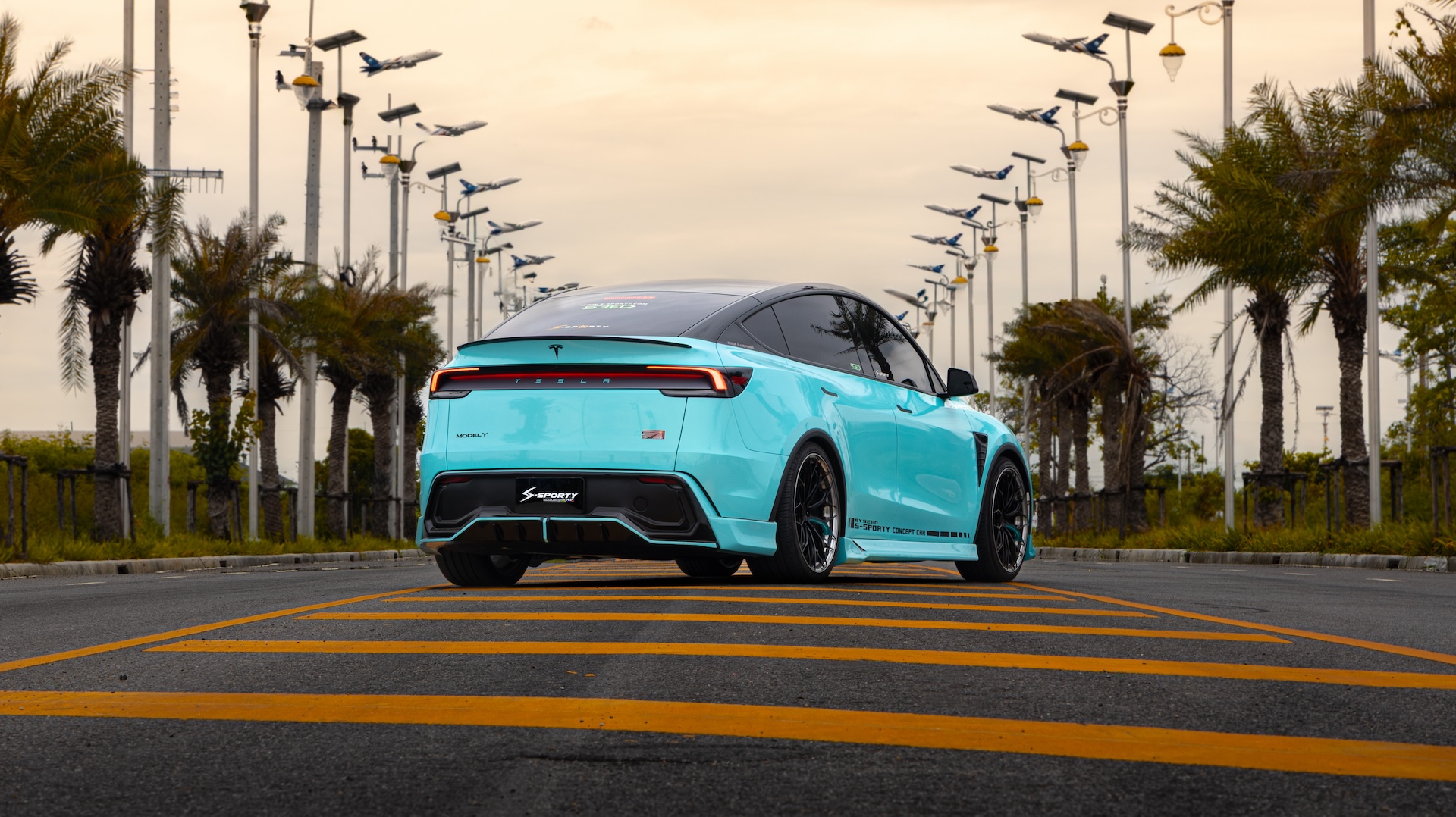 Tesla ModelY - 24